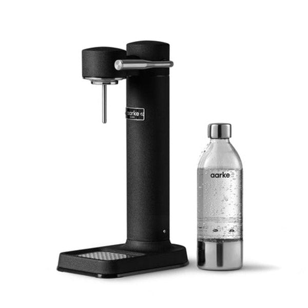 Aarke Carbonator 3 sparkling water maker in Matte Black with PET bottle – Seleo UAE